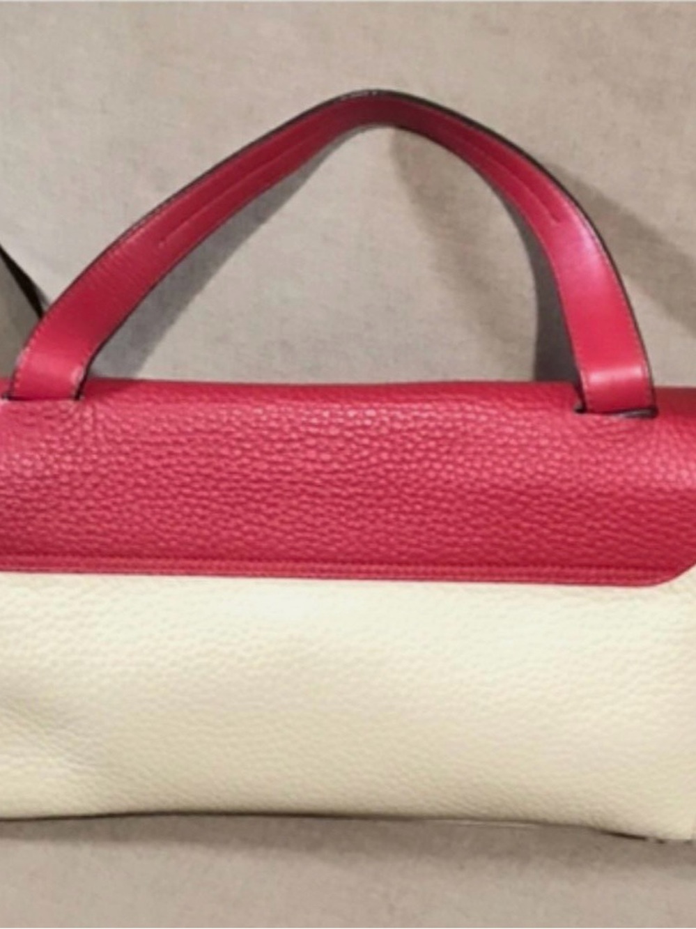 Furla Bicolor Pebbled Leather Shoulder Bag in Red, & Cream Preowned from Japan - Picture 2 of 9